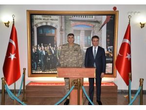 Kara Kuvvetleri Komutanı Çolak, Bolu'da