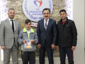 Şampiyondan özel günde özel  ziyaret