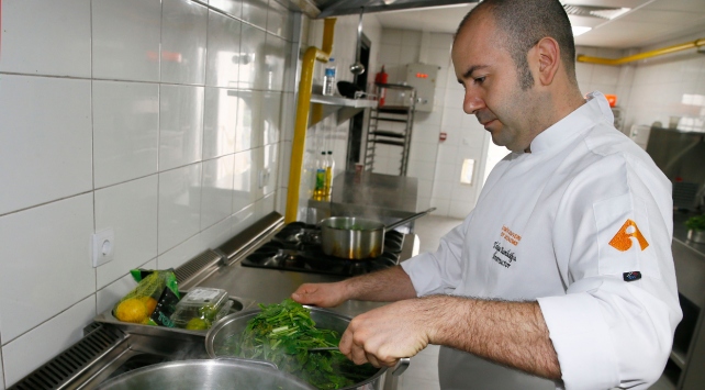 Ege otları şeflerin gözdesi oldu VİDEO HABER