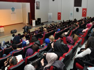 Dünya Sosyal Hizmet Günü NEÜ’de Kutlandı