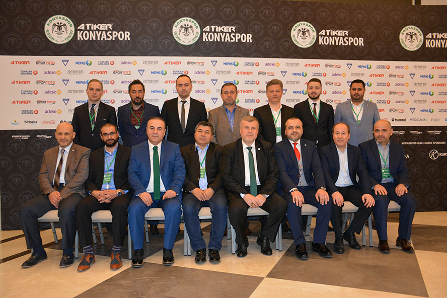 Konyaspor'da yeni yönetim görev dağılımı yaptı