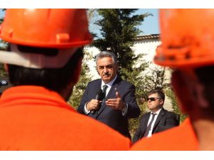 "Cumhurbaşkanı sorumsuzdur' diyen maddeyi değiştirdik"