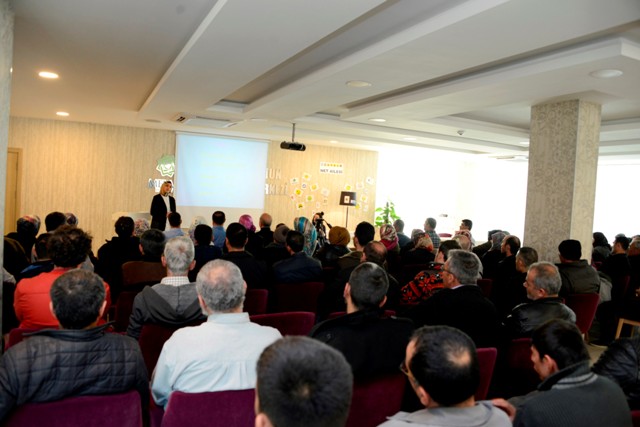 Meram Belediyesi’nden “Ailede İletişim ve Çevre İle İletişim” semineri