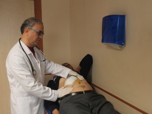 Bağırsak ve mide ağrılarından safra kesesi alınarak kurtuldu