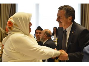 Şehit aileleri ve gaziler bir araya geldi