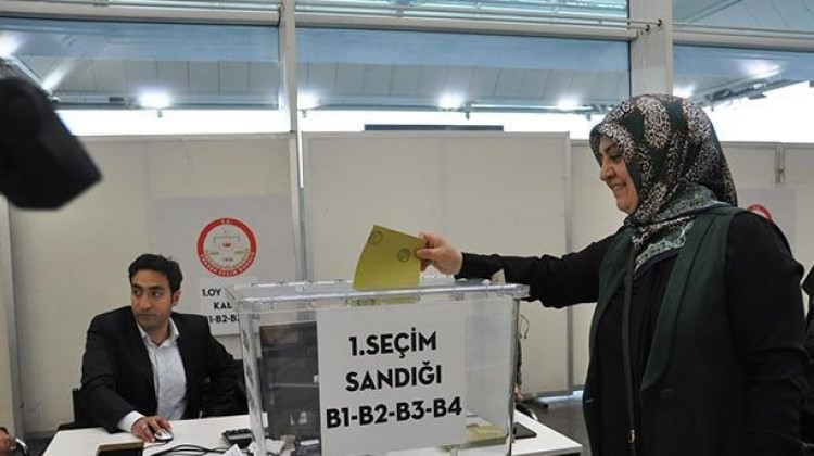 Son referandum anketinde 'Evet' rekora gidiyor