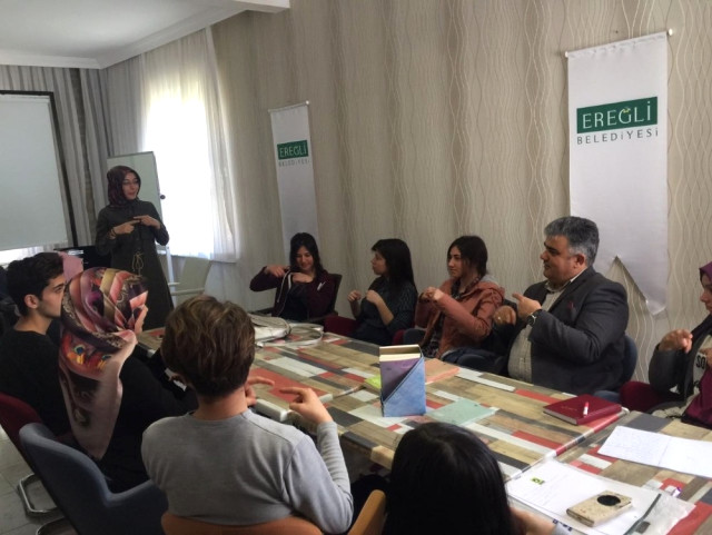 Başkan Özgüven'den İşaret Dili Kursuna Ziyaret