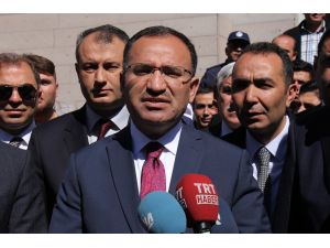Bozdağ: ABD Büyükelçiliği vizesini iptal ettiği kaç kişiyi aramıştır?