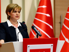 Selin Sayek Böke koalisyonları öve öve bitiremedi
