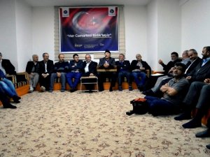 Afrika’yı Fransa sömürüyor
