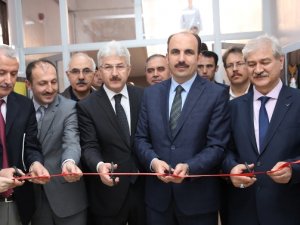 Yazarlar Selçuklu Belediyesi Ortaokulu’nu ziyaret etti
