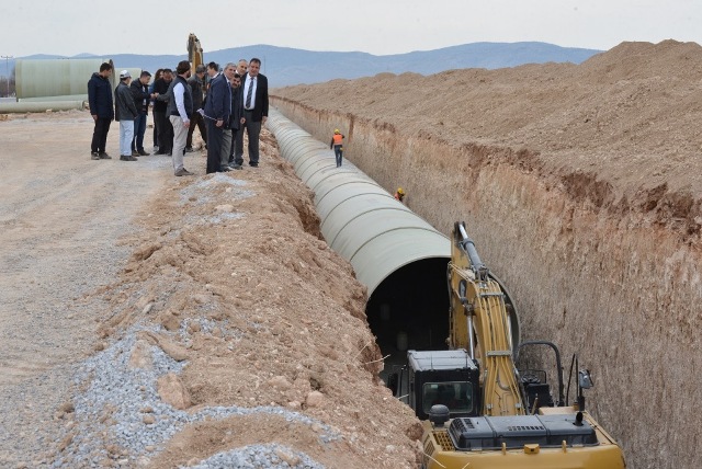 "KOS 1,2,3 Sulamaları" ve ‘’İçme Suyu Hattı’’ inşaatları sürüyor