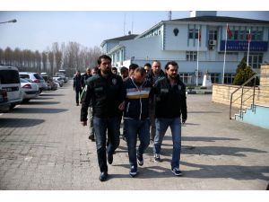 Düzce'de uyuşturucu satıcılarına yönelik operasyon