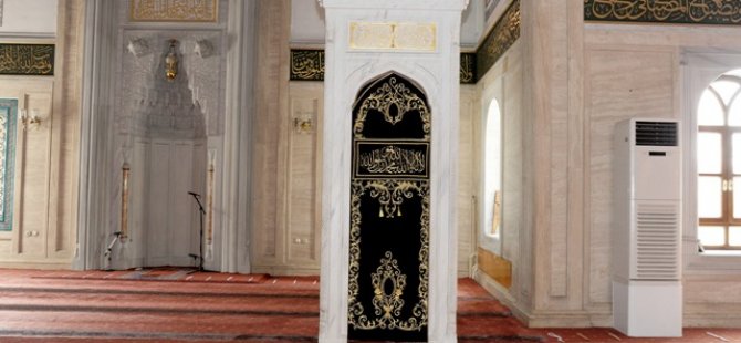 KOMEK’ten Hacıveyiszade Camiii’ne Minber Örtüsü