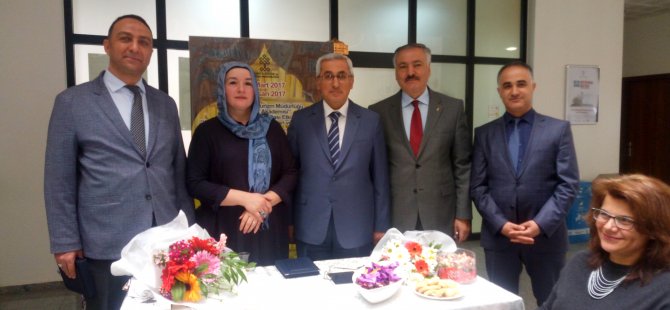 “AŞK GÜNEŞE BENZER”İN İMZA GÜNÜ