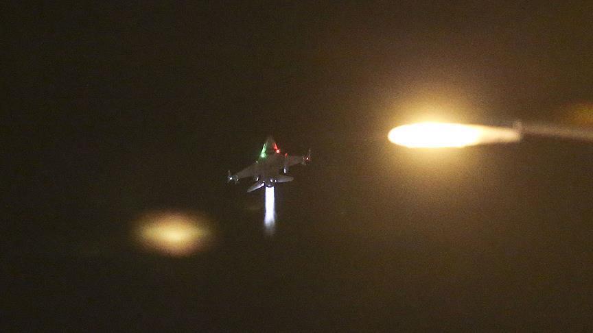 Darbecinin odasında darbeyi anlatan kitap bulundu