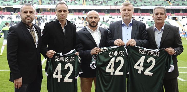 Efsanelere vefa sürüyor