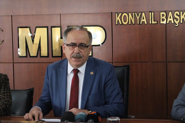MHP’li Mustafa Kalaycı: Bozkurt kendi partisine bir baksın