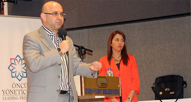 Sanlav: 'Sosyal medya dijital kimliklerimizdir'