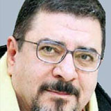 Utanmaz adam bir de solcu geçiniyor