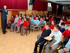 Öğrencilere ‘Geri Dönüşüm’ eğitimi