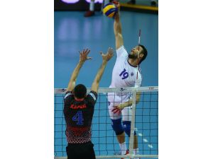 Voleybol: Efeler Ligi baraj etabı