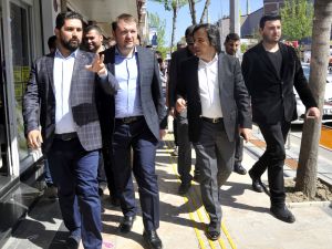 AK Parti Gençlik Kolları Başkanı Ecertaş: