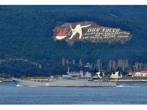 Rus askeri gemisi Çanakkale Boğazı'ndan geçti