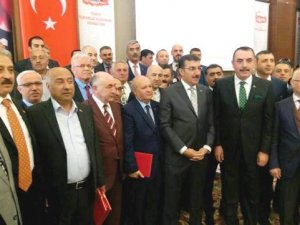 Emlakçılar Bakan Tüfenkci’den bir kez daha söz aldı