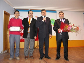 Aksöz'den öğrencilere hayat dersi
