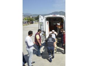 Oy kullanmaya ambulansla gittiler