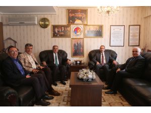 Rektör Yıldız'dan Ticaret Borsası'na ziyaret