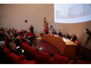 "Moody's'in büyüme beklentisini aşarız"