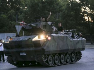 Asker ve polis "yalanlar"la karşı karşıya getirilmeye çalışılmış