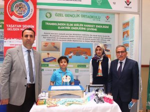 Özel Gençlik projeleriyle TÜBİTAK bölge sergisinde