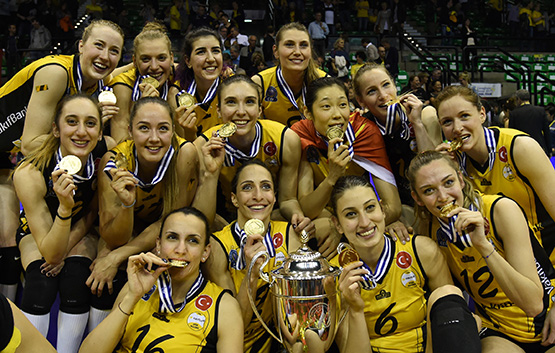 Kadın voleybolunda Avrupa'nın zirvesi yine Türkiye'nin