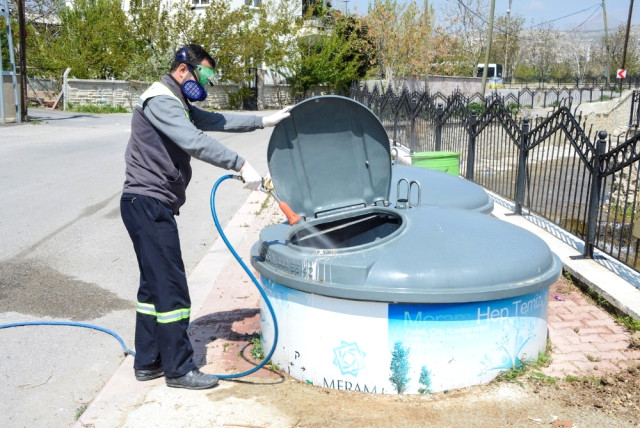 Meram'da Haşereyle Mücadele Başladı