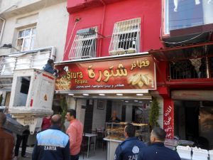 Adana'da zabıtadan "Arapça tabela" operasyonu