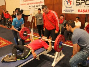 Bedensel Engelliler Halter Türkiye şampiyonası Konya’da yapıldı