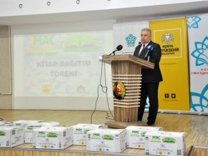 Stada gelen kitaplar okullara teslim edildi