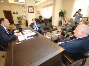 Fidancı Özaltun'u ziyaret etti