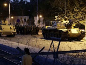 Generaller yürüyüşte darbe planı yapmış