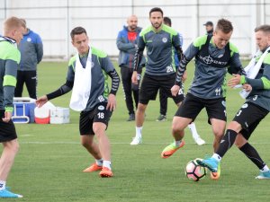 Alanyaspor mesaisi sürüyor