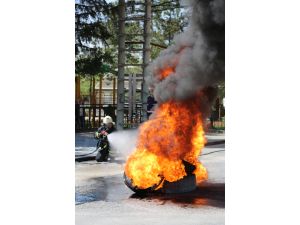 Yangınlar için 3 fonksiyonlu yerli toz ürettiler