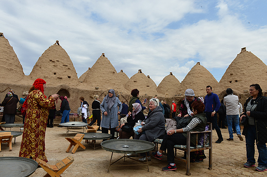 Tarihi ilçe Harran özüne dönüyor
