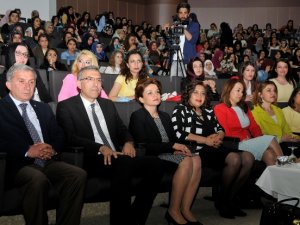Selçuk’ta Ebeler Günü kutlandı