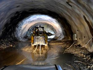 Kaymakam Erdoğan tünel çalışmalarını inceledi