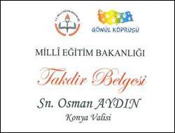 Bakan Çelik, Vali'ye takdirname verdi