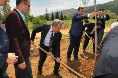 Akşehir Belediyesi’nden 15 Temmuz Şehitleri Hatıra Ormanı