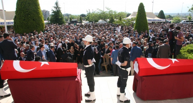 Başsavcı Alper ve makam şoförü Akşehirli ’ye gözü yaşlı veda